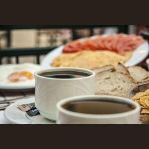 &Epsilon;&sigma;&tau;&iota;&alpha;&tau;ό&rho;&iota;&omicron; "&Omicron; Έ&lambda;&lambda;&eta;&nu;&alpha;&sigmaf;" &Mu;&upsilon;&sigma;&tau;&rho;ά&sigmaf;