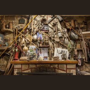 &Epsilon;&sigma;&tau;&iota;&alpha;&tau;ό&rho;&iota;&omicron; "&Omicron; Έ&lambda;&lambda;&eta;&nu;&alpha;&sigmaf;" &Mu;&upsilon;&sigma;&tau;&rho;ά&sigmaf;